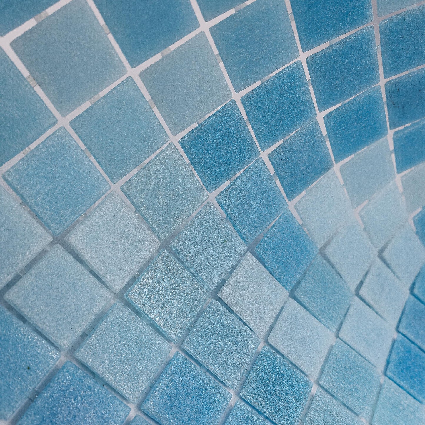 AO Tiles Glass Mosaic  – Kalbarri Blue 10 Sheets/ Sample